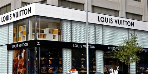 louis vuitton downtown toronto